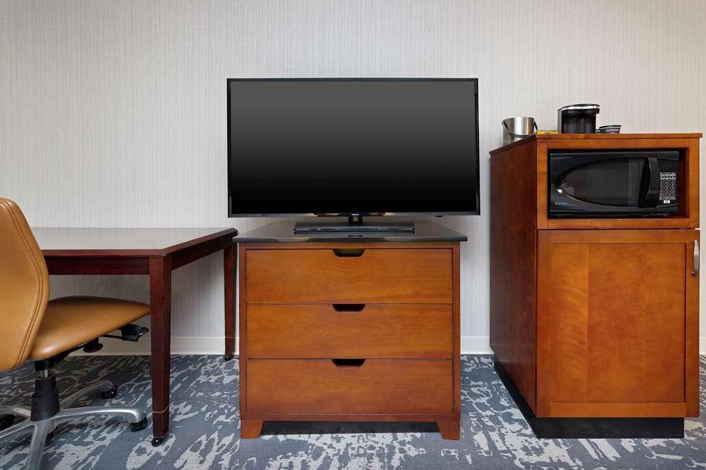 Doubletree Boston North Shore Денвърс Стая снимка