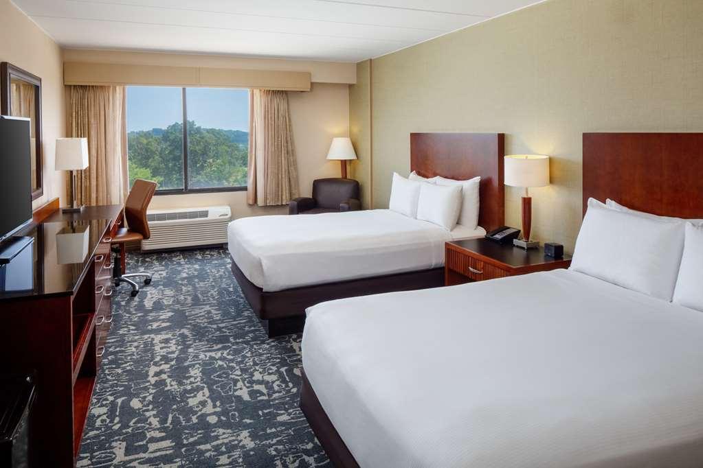 Doubletree Boston North Shore Денвърс Стая снимка