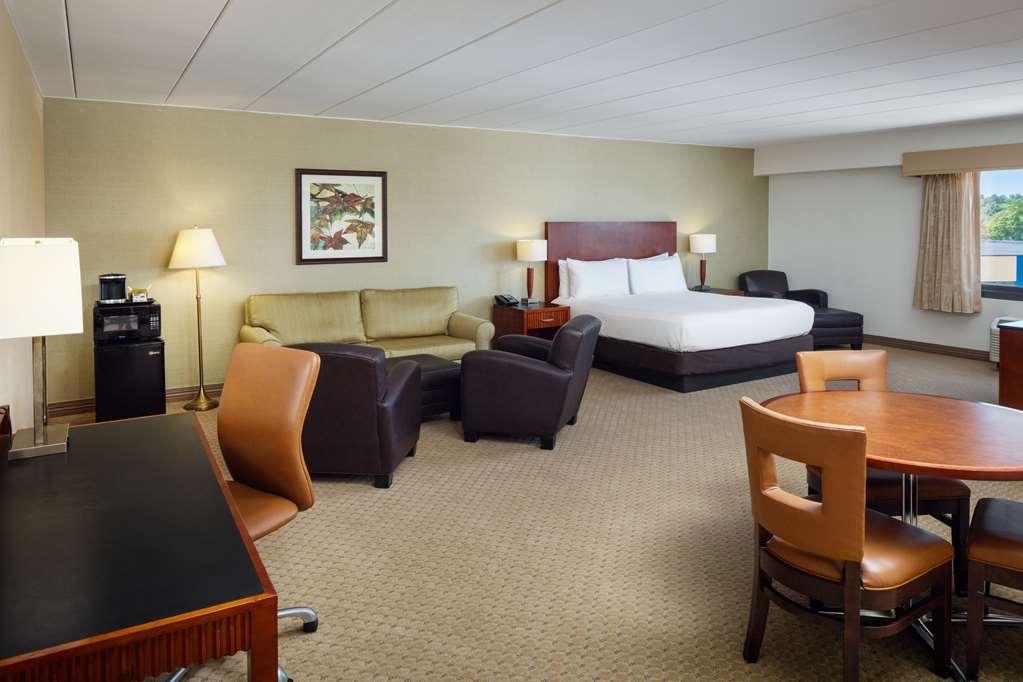 Doubletree Boston North Shore Денвърс Стая снимка